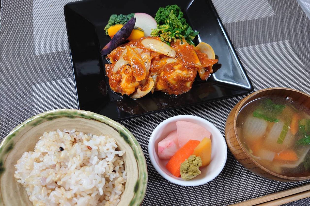 月替りやさい定食